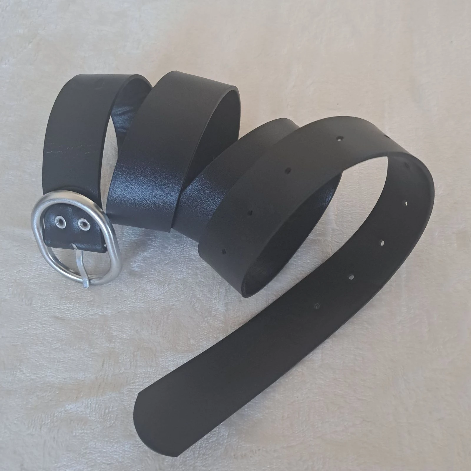 Essential Black Belt Pack • Faux Leather • Timeless Style – photo 5